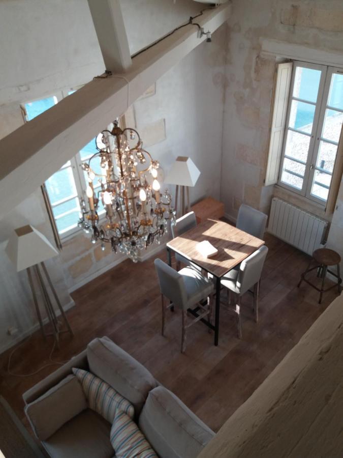 דירות Saint-Martin-de-Ré XVIII Century Gem With Magnificent Views Of The Harbour With A Private Garage מראה חיצוני תמונה
